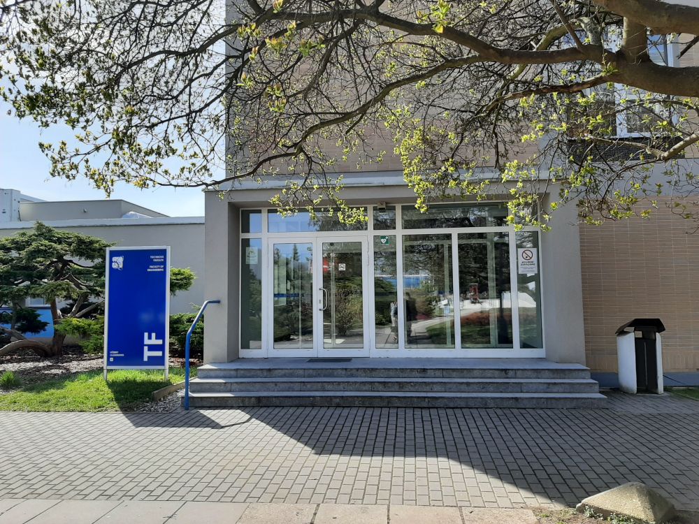 Fotografie
                                školy Technická fakulta